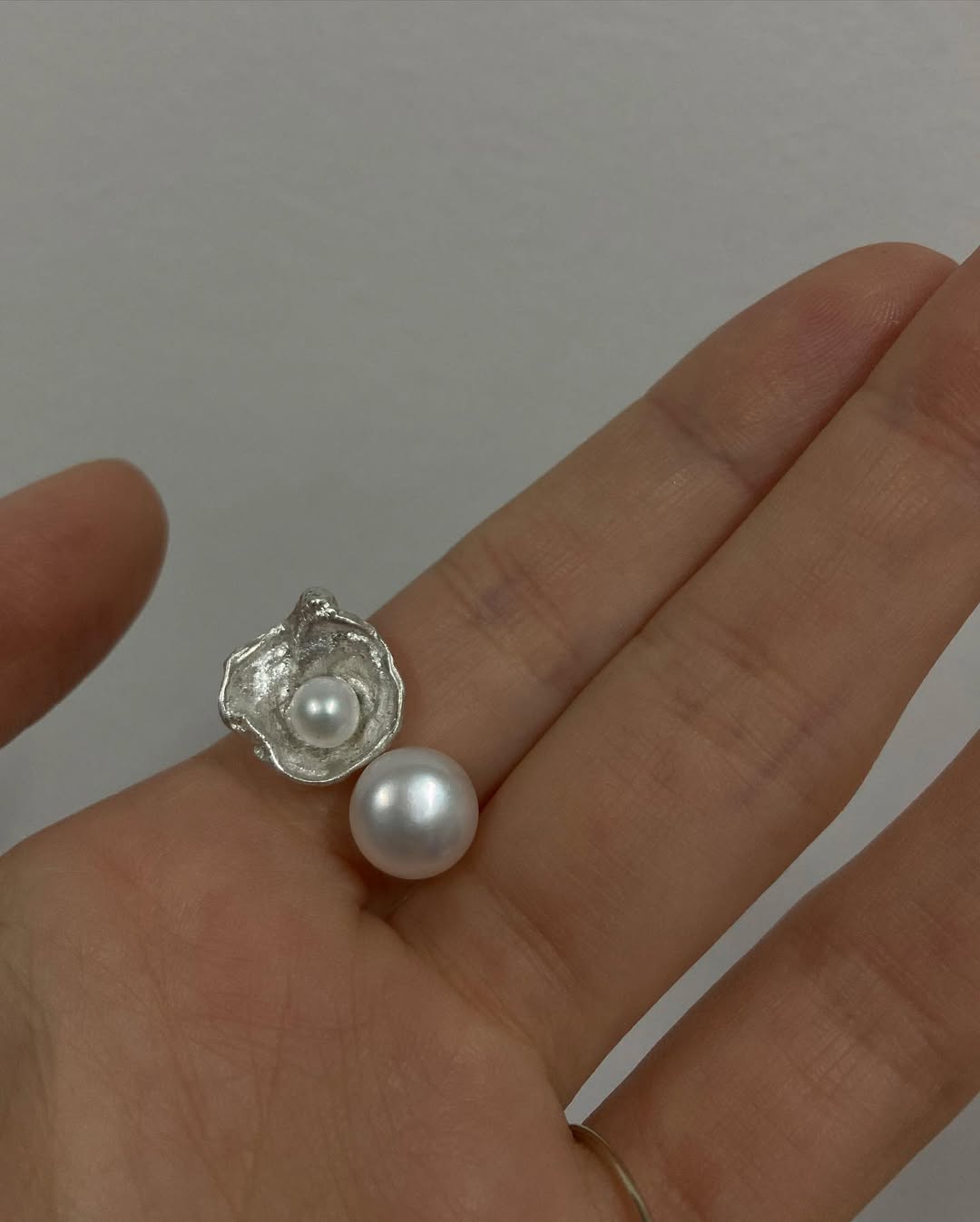 Astra Ring — Pearl Embrace