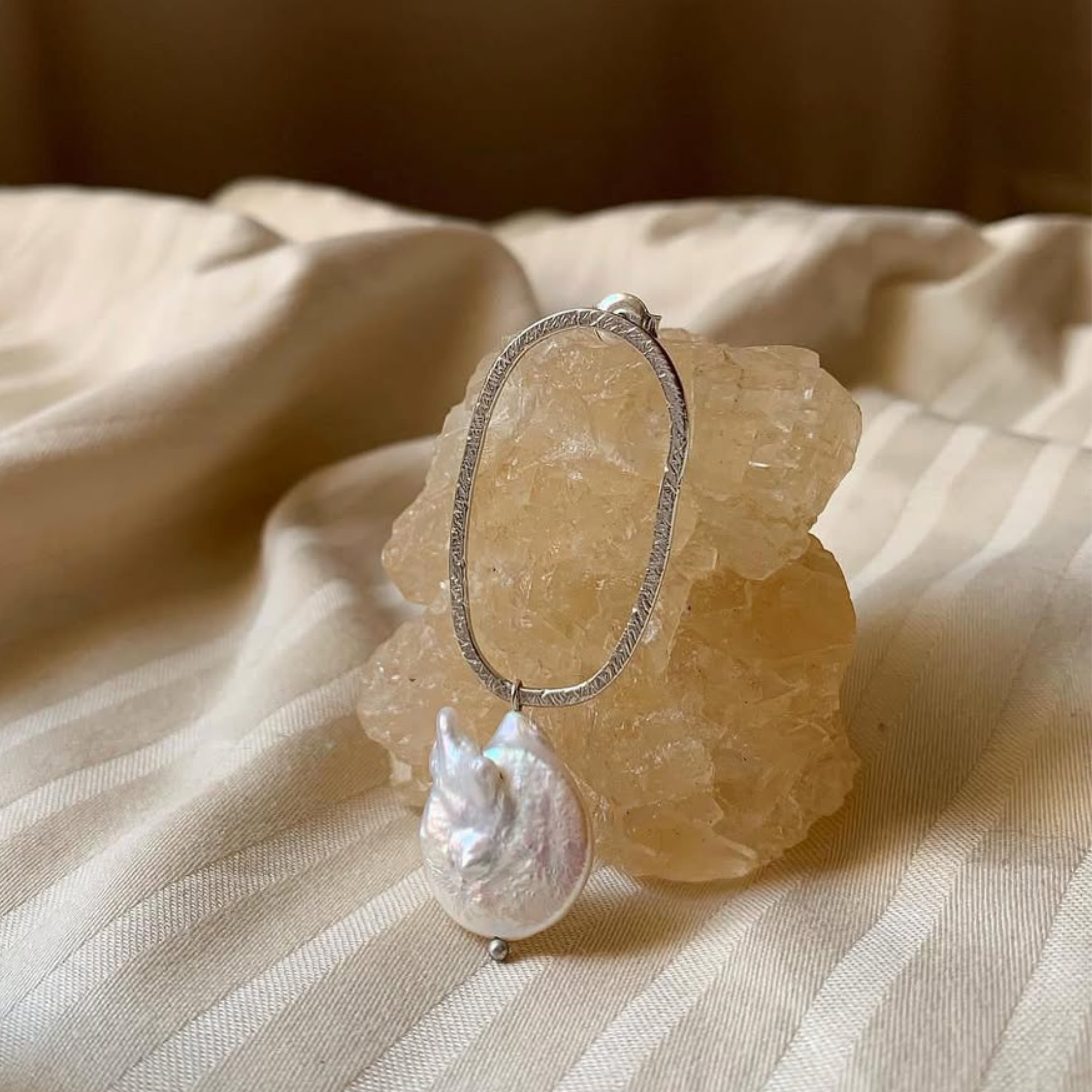 Léa Earring Set — Baroque Drop & Pearl Stud