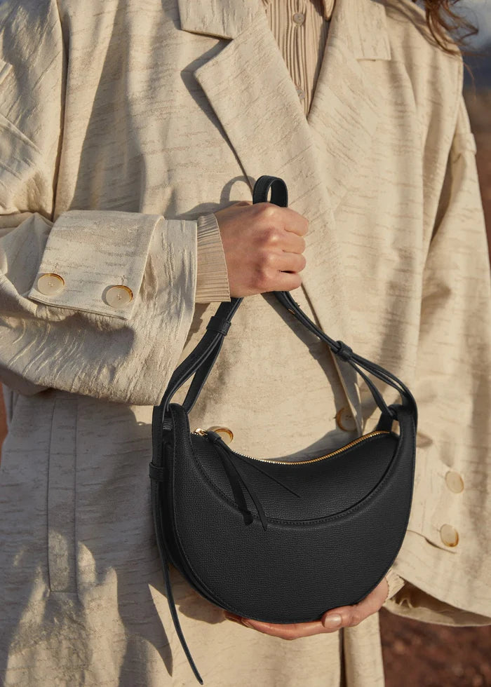 Eve Crossbody – Textured Black